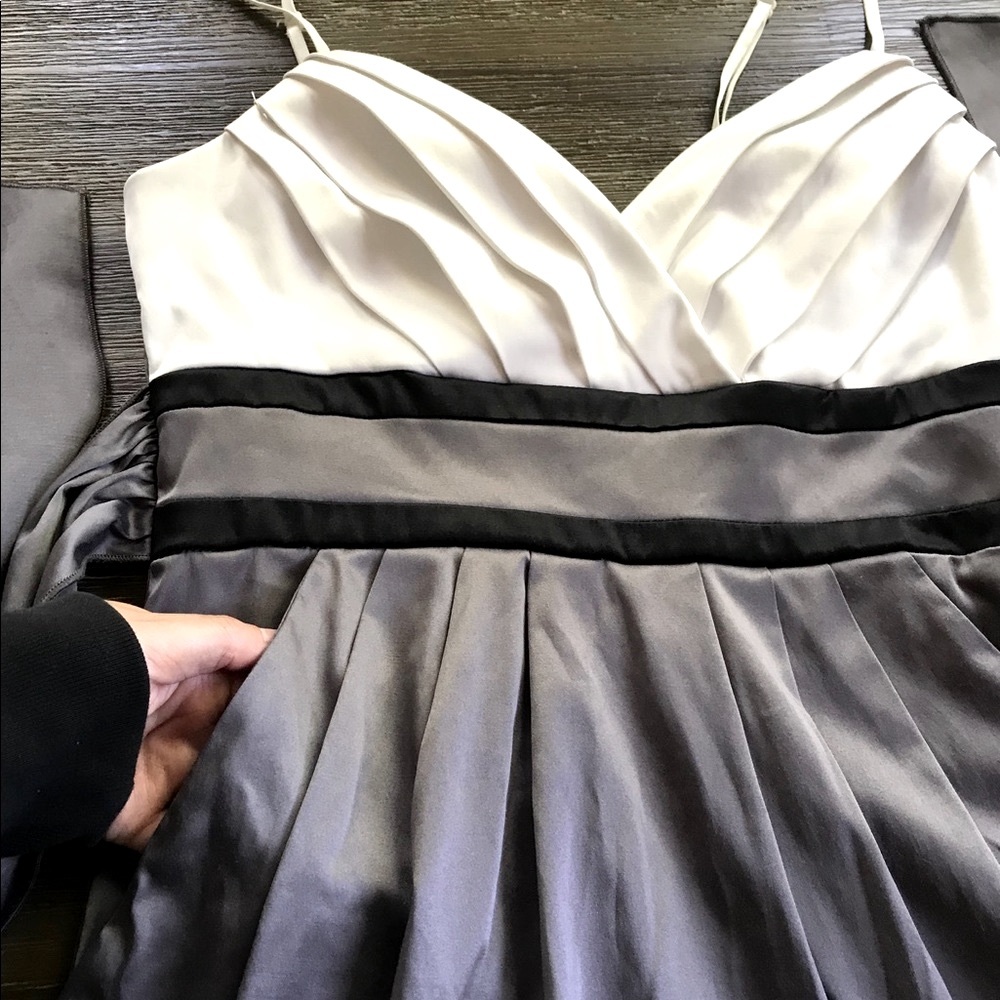👗 Cocktail Dress 👗 - Picture 3 of 6